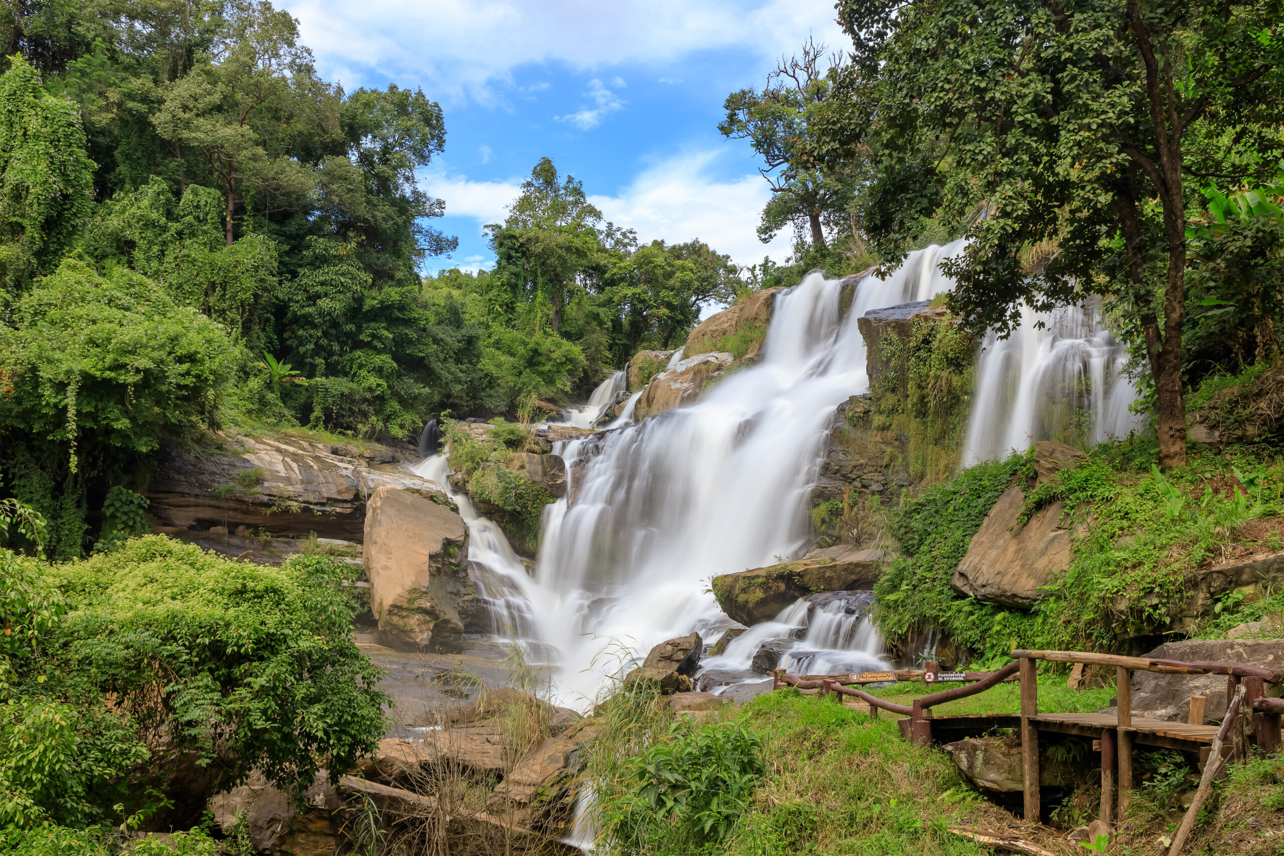 mae klang waterfall, doi inthanon national park, chiang mai, tha